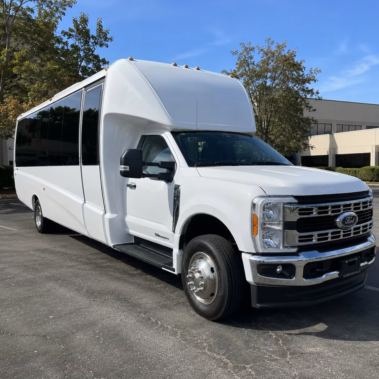 15 passenger minibus