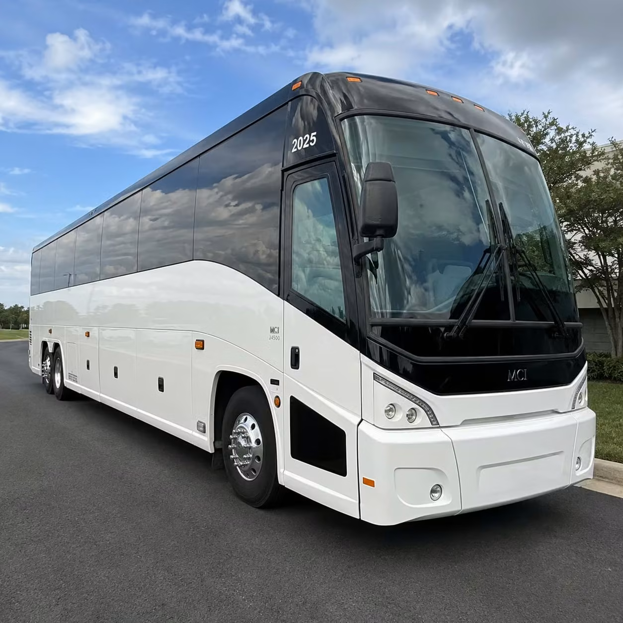 charter bus shuttles for mckinney weddings and special celebrations