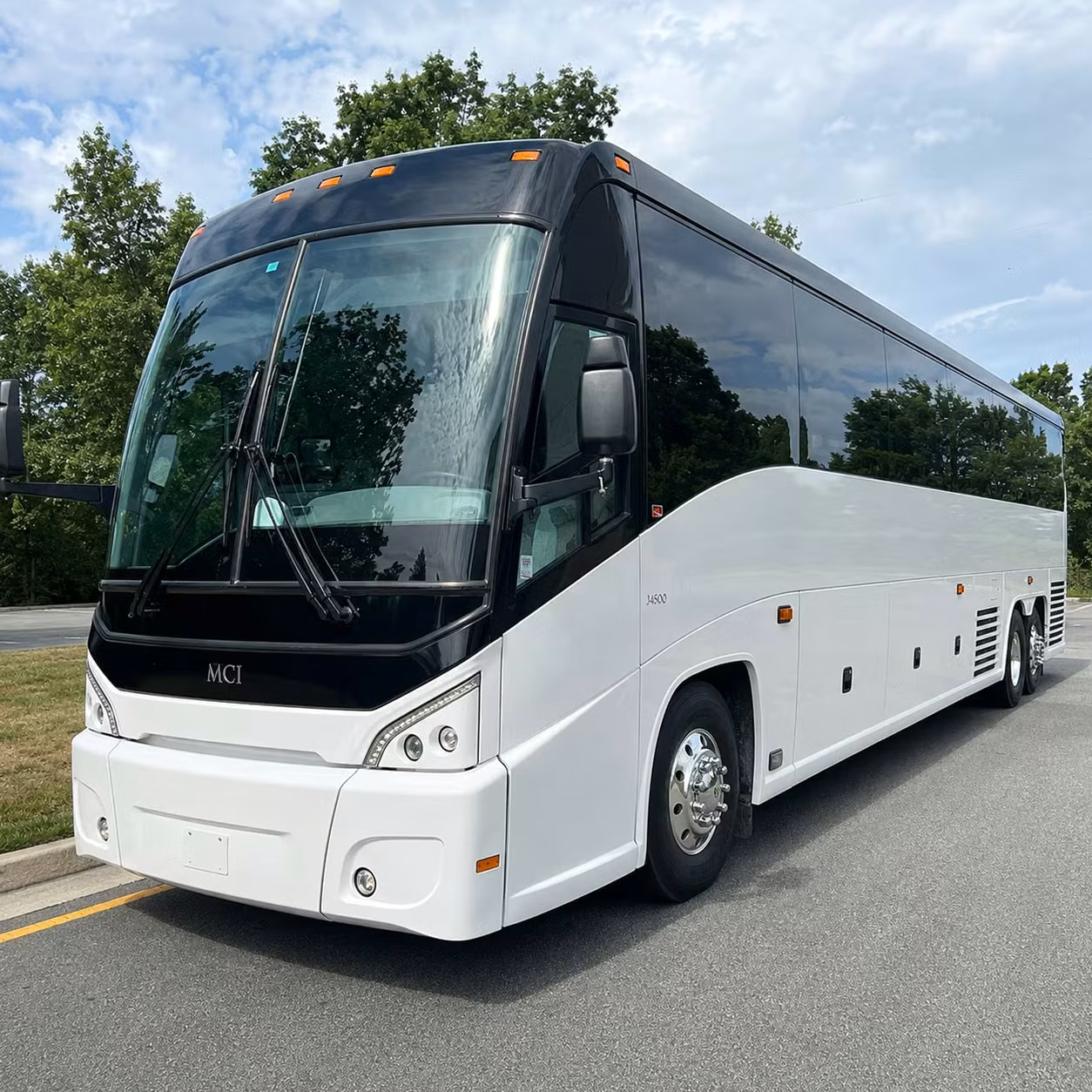 student groups and sports teams love long distance transportation out of mckinney
